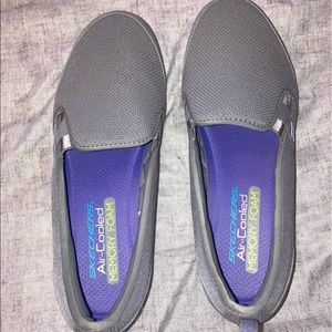 Gray Skechers Slip On Shoes w/Memory Foam Size 10